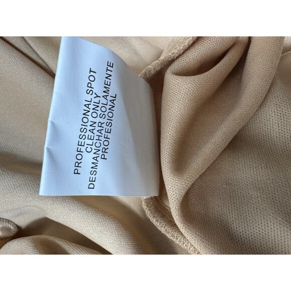 Deb Glitter Lace Lavender Formal Halter Gown Lined Women’s Size 18 NWT - Picture 10 of 10